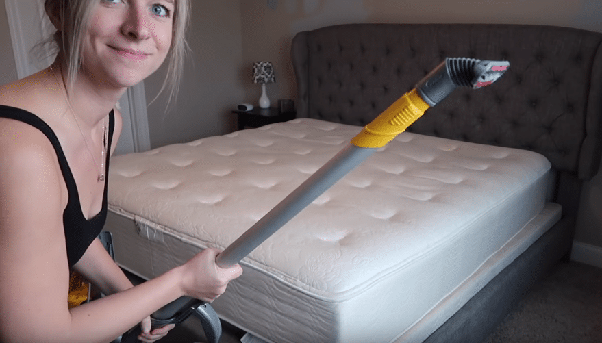 Comment nettoyer le matelas ? 3 conseils pour tout le monde